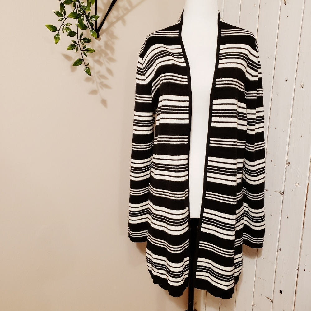 JONES STUDIO | LONG CLASSIC OPEN FRONT STRIPED CAR…